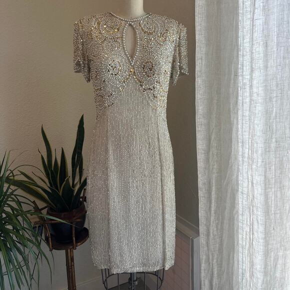 BlackTie Oleg Cassini Women’s Medium Dress Cream Gold Beaded Silk Keyhole Formal - Picture 1 of 3